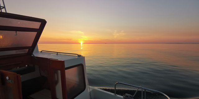 Sonnenuntergang vom Steuerstand aus